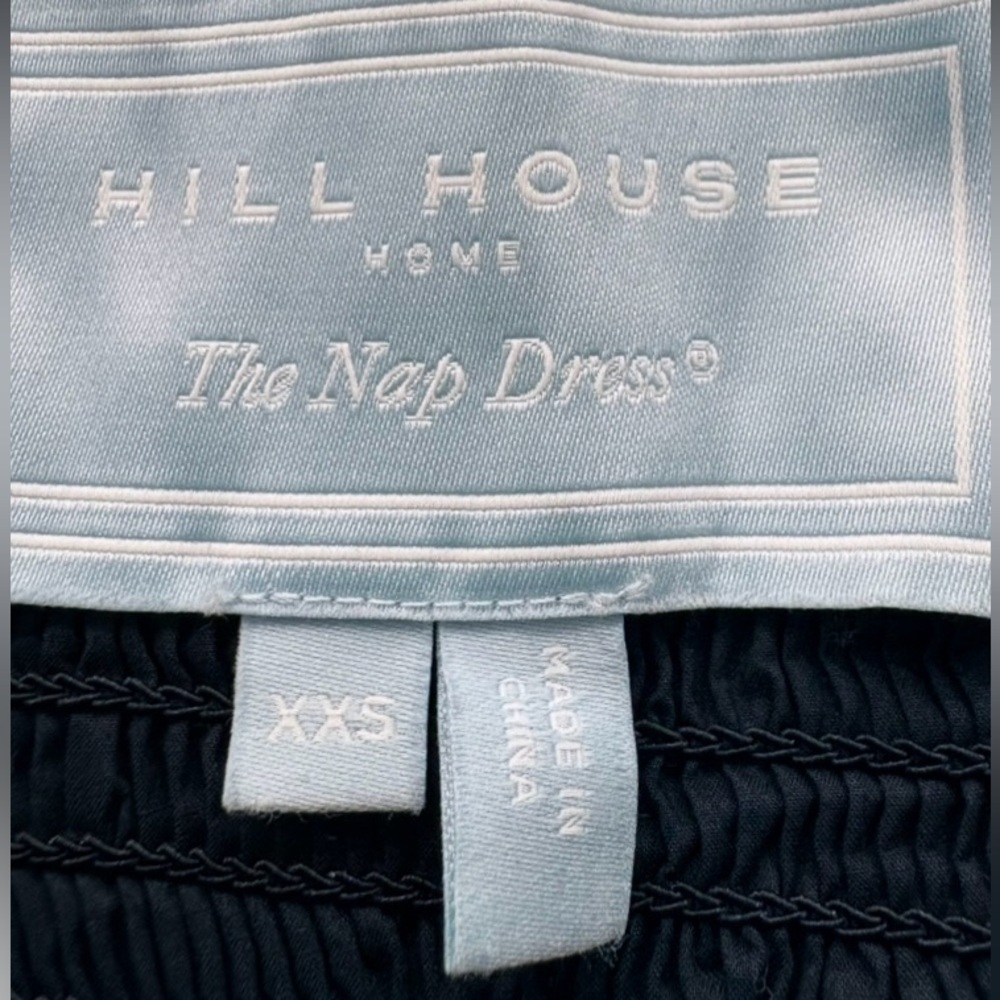 HILL HOUSE HOME
Ellie Nap Dress Black Size XXS Ruffle Sleeves Pockets Smocking - Picture 4 of 9